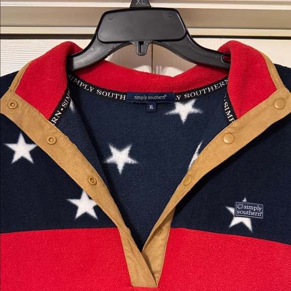 Simply Southern Red and Navy Star Pullover - Picture 2 of 4